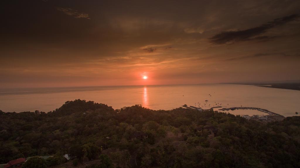 Hotel California Manuel Antonio Eksteriør bilde